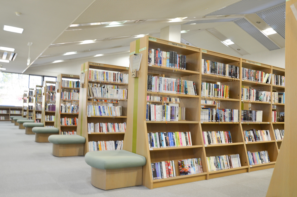 一般書架の様子